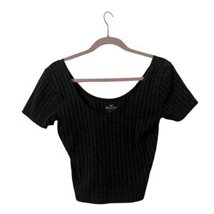 Hollister Dark Gray Ribbed Short Sleeve Top